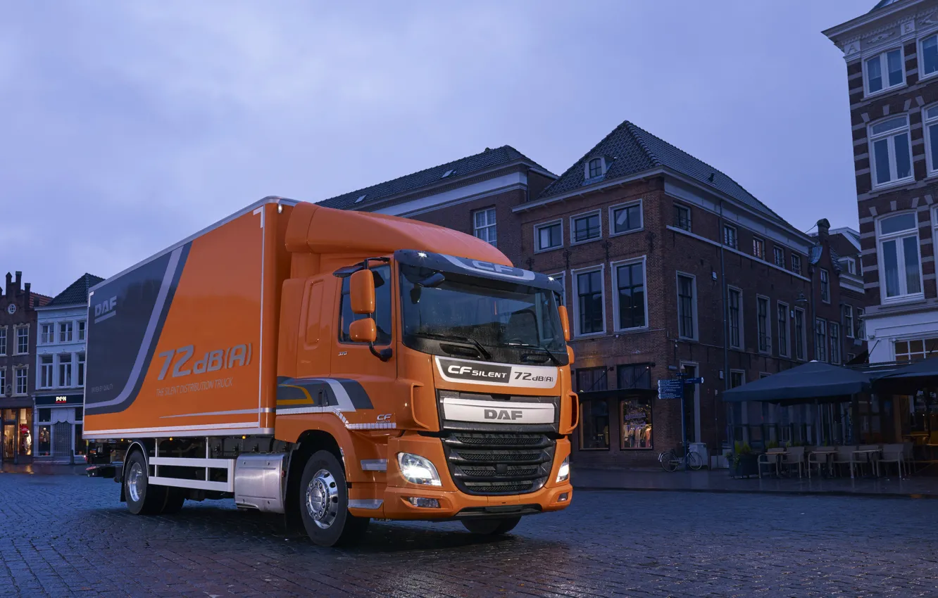 Photo wallpaper orange, the city, overcast, the evening, area, van, dampness, DAF