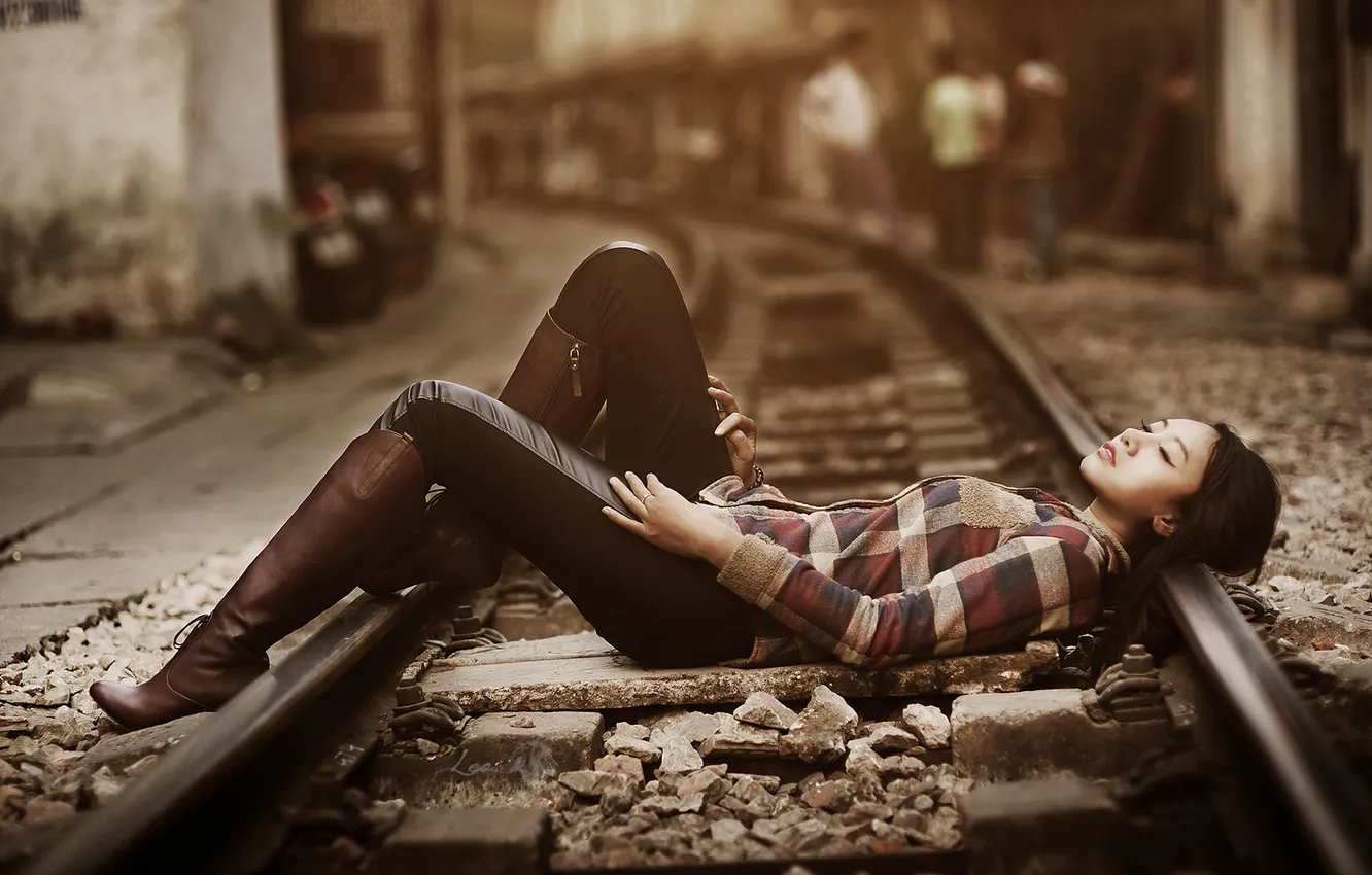 Photo wallpaper girl, railroad, Asian