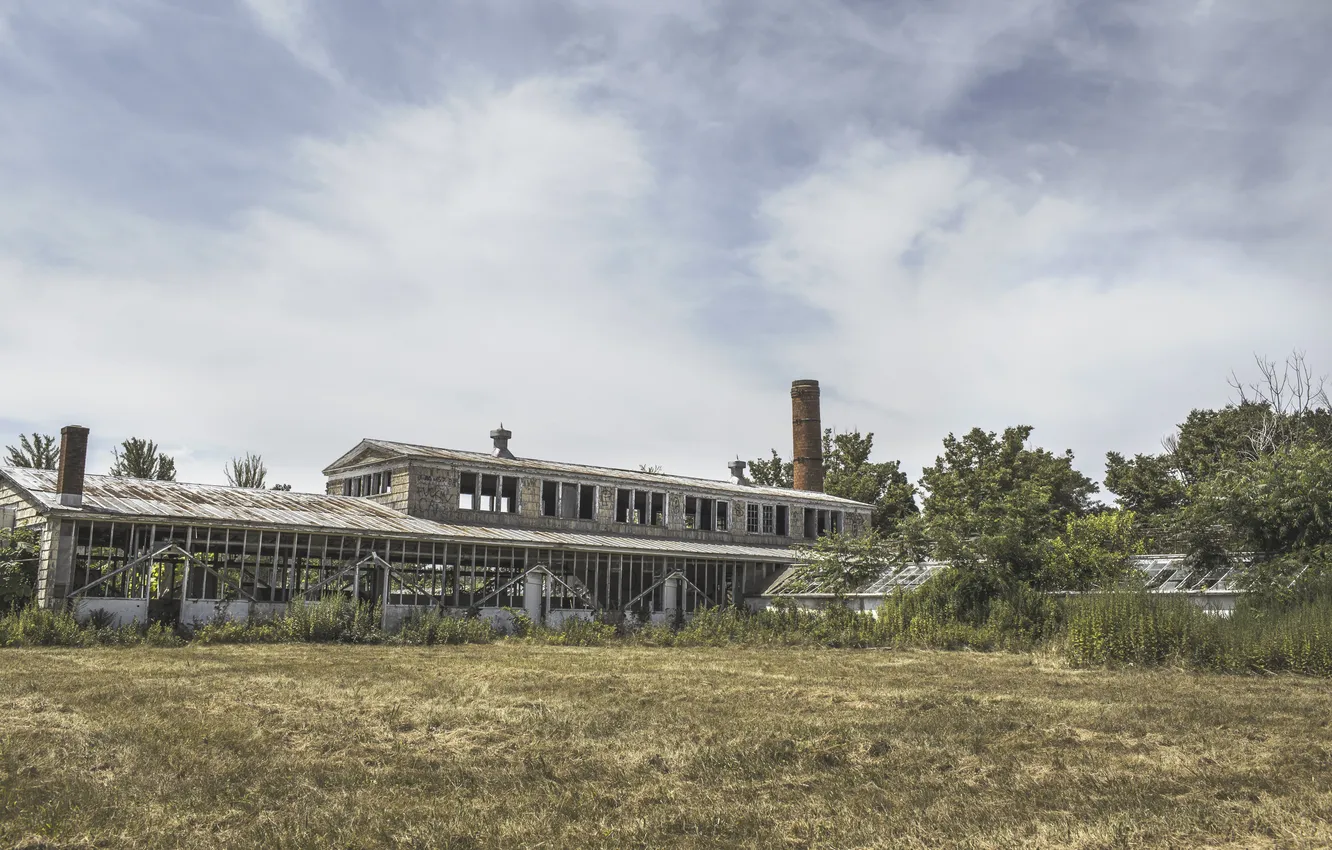 Photo wallpaper field, the sky, greenhouse, meadow, old, old, farm, factory