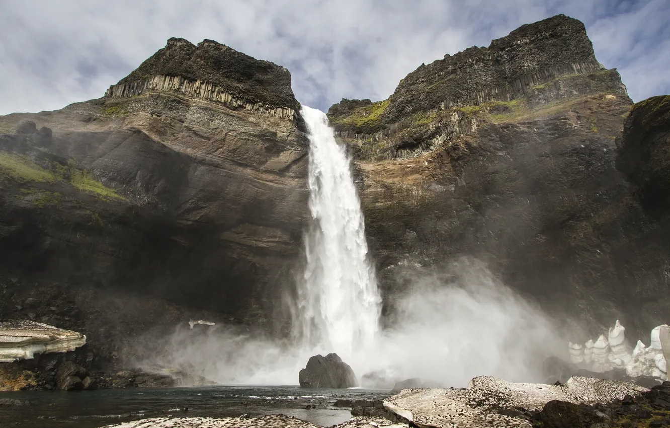 Photo wallpaper squirt, rock, waterfall, stream, Iceland, Háifoss