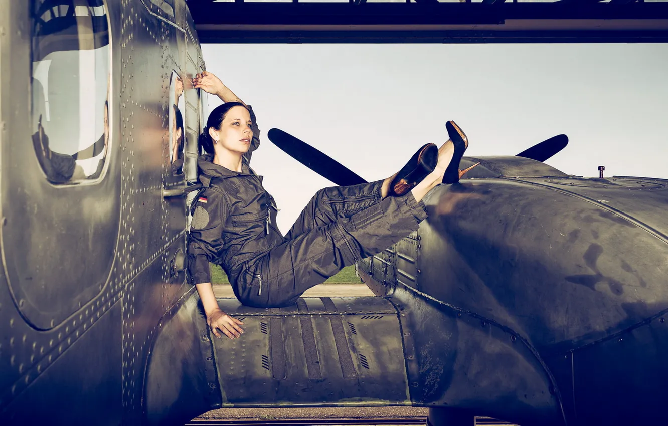 Photo wallpaper girl, pose, the plane, Lucille