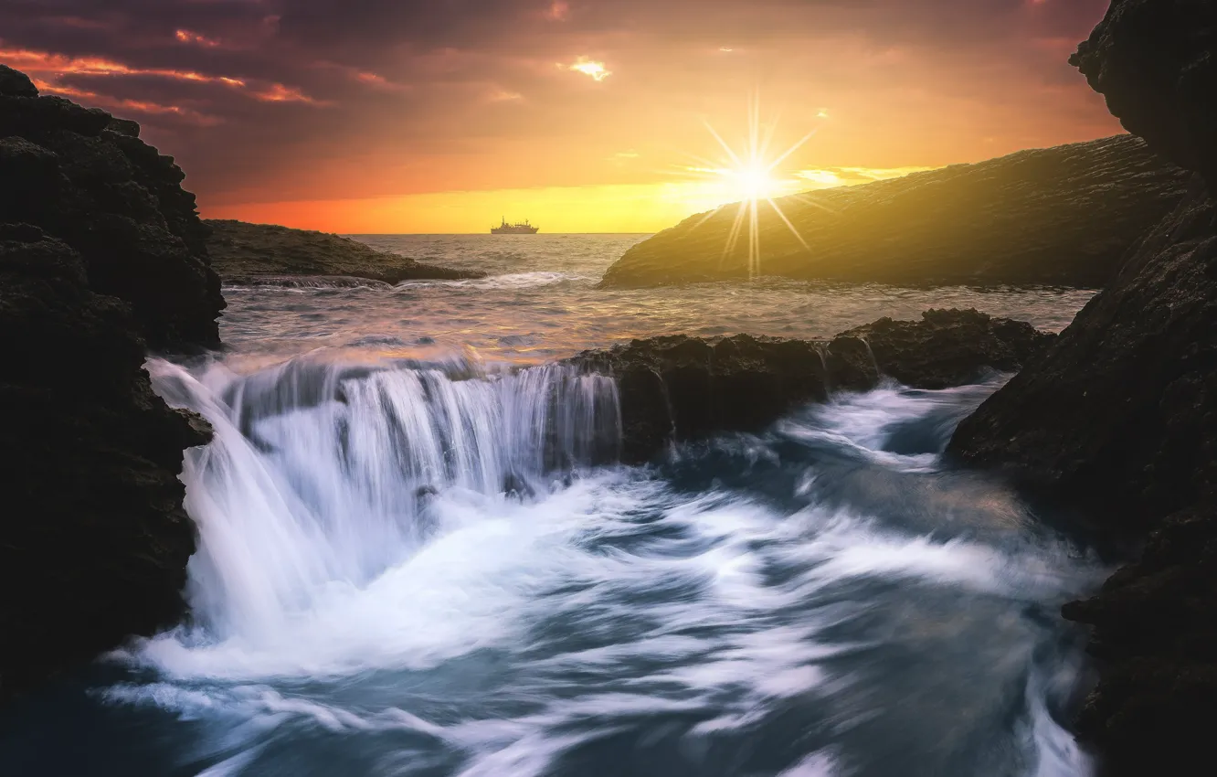 Photo wallpaper sea, wave, the sky, the sun, rays, light, sunset, stones