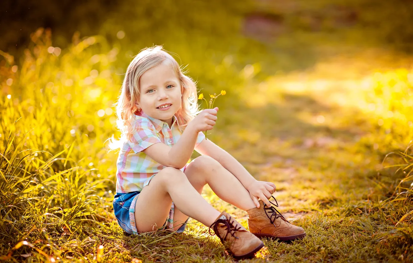 Photo wallpaper light, joy, happiness, childhood, smile, shoes, girl