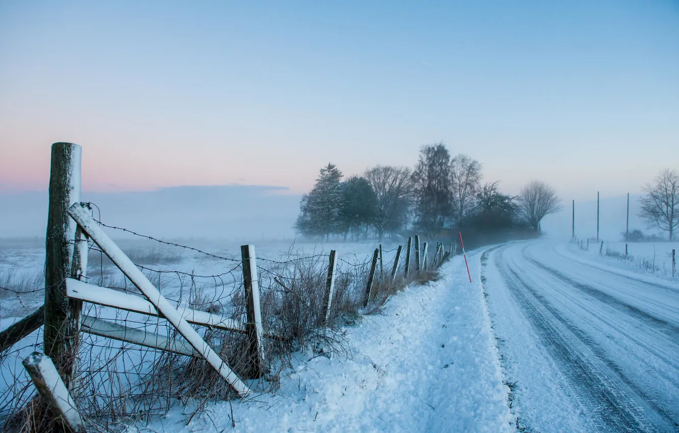 Photo wallpaper road, snow, the fence, morning