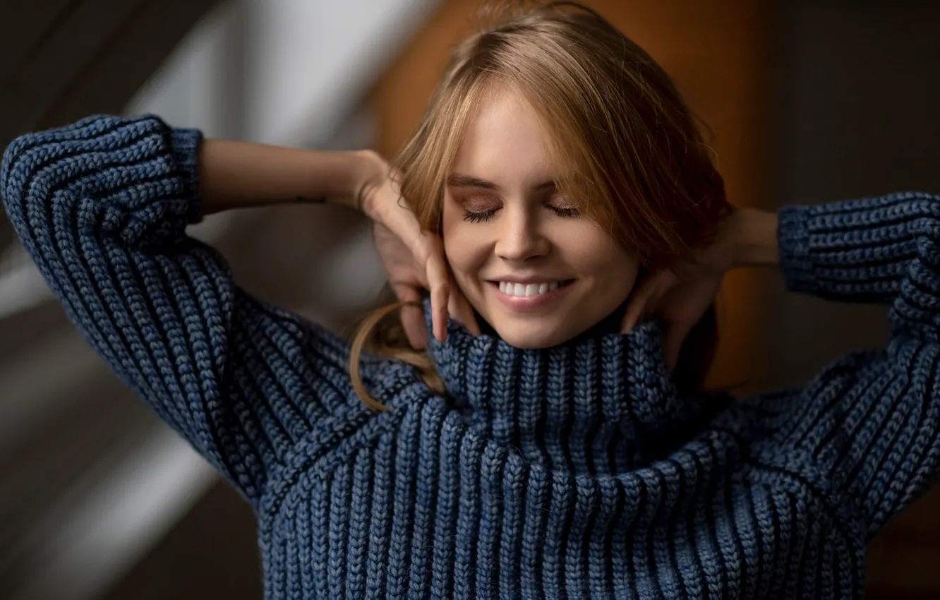 Photo wallpaper girl, smile, blonde, sweater, Anastasia Shcheglova, Chris Bos