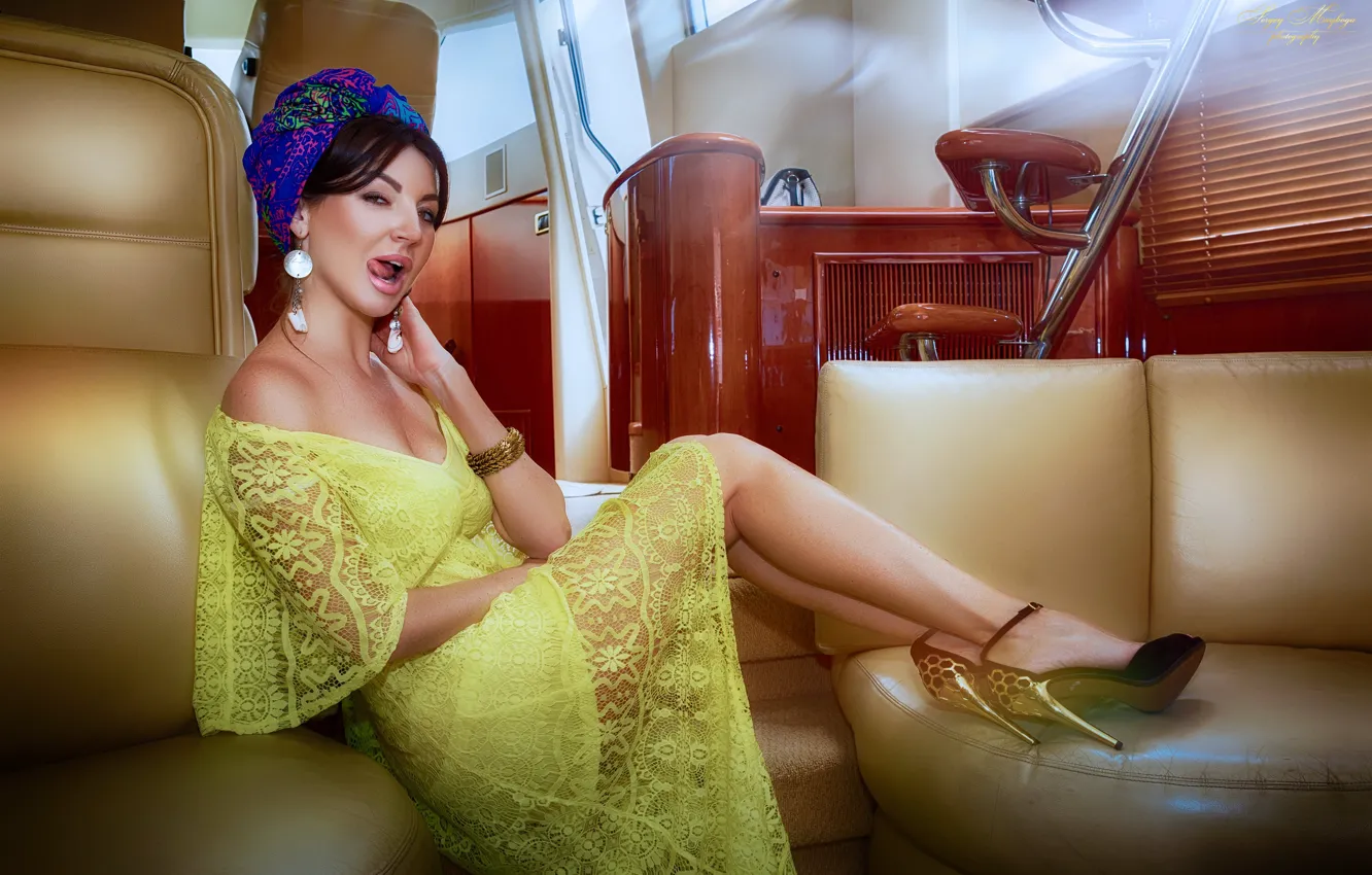 Photo wallpaper girl, pose, style, yacht, dress, neckline, legs, turban