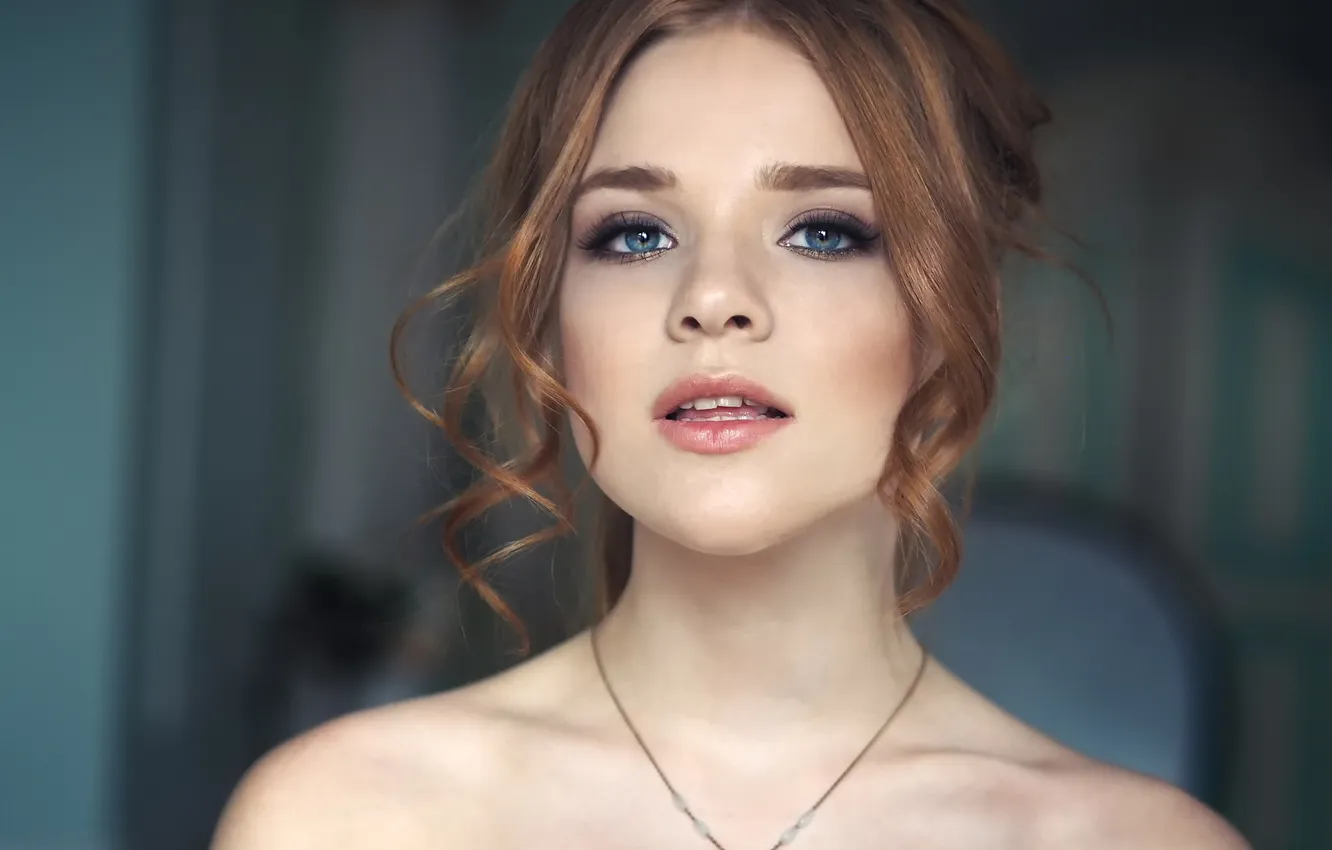 Photo wallpaper Catherine, sponge, teeth