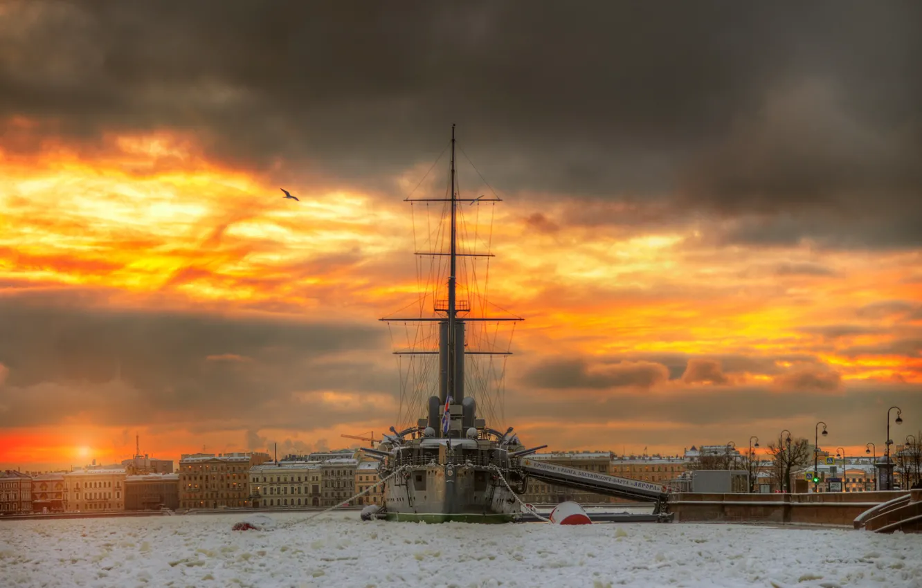 Photo wallpaper Peter, Saint Petersburg, Aurora, Russia, cruiser, December, Neva