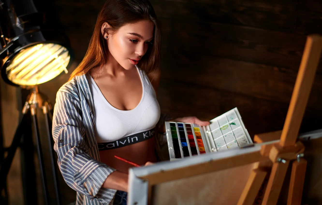 Photo wallpaper girl, pose, paint, watercolor, topic, spotlight, easel, Sergey Olszewski