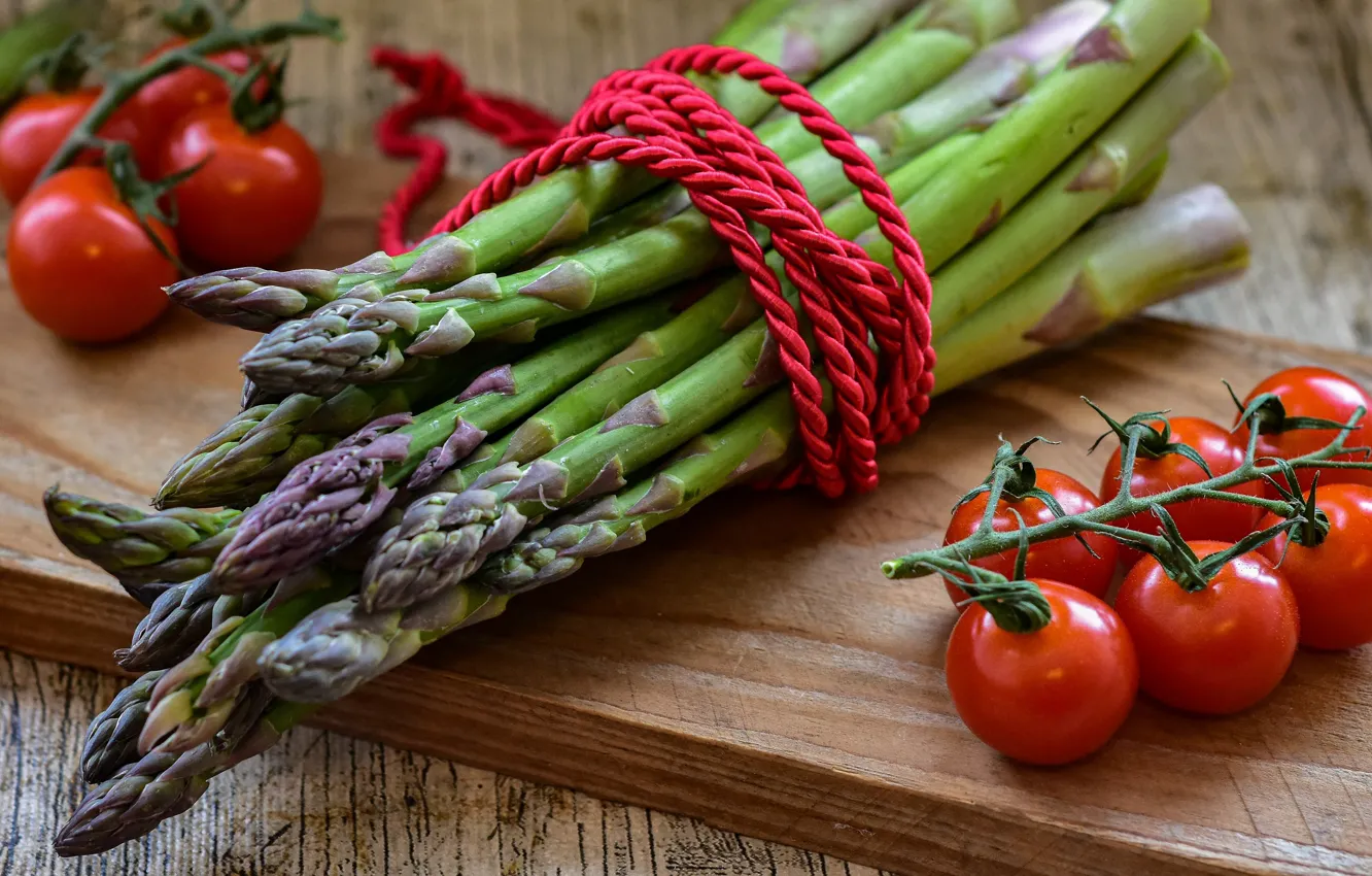 Photo wallpaper tomatoes, asparagus, bundles