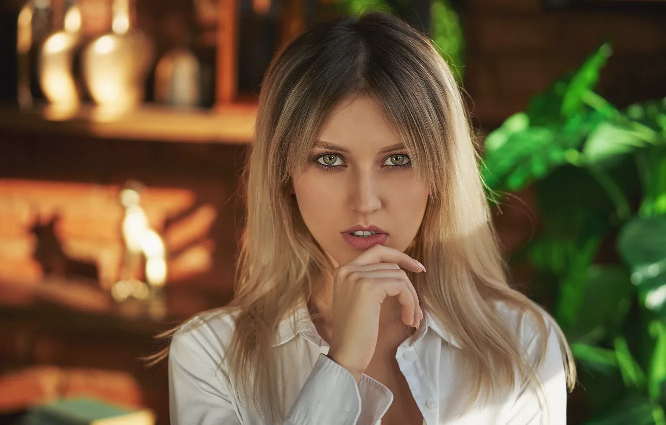 Photo wallpaper sponge, the beauty, teeth, Alexander Kiselev