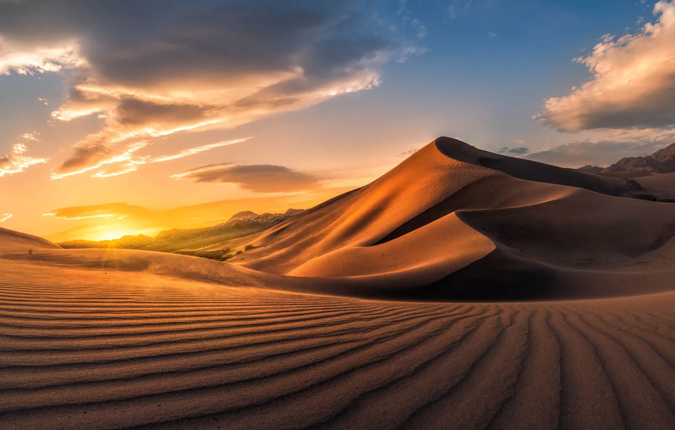 Photo wallpaper sand, the sky, the sun, clouds, rays, light, sunset, mountains