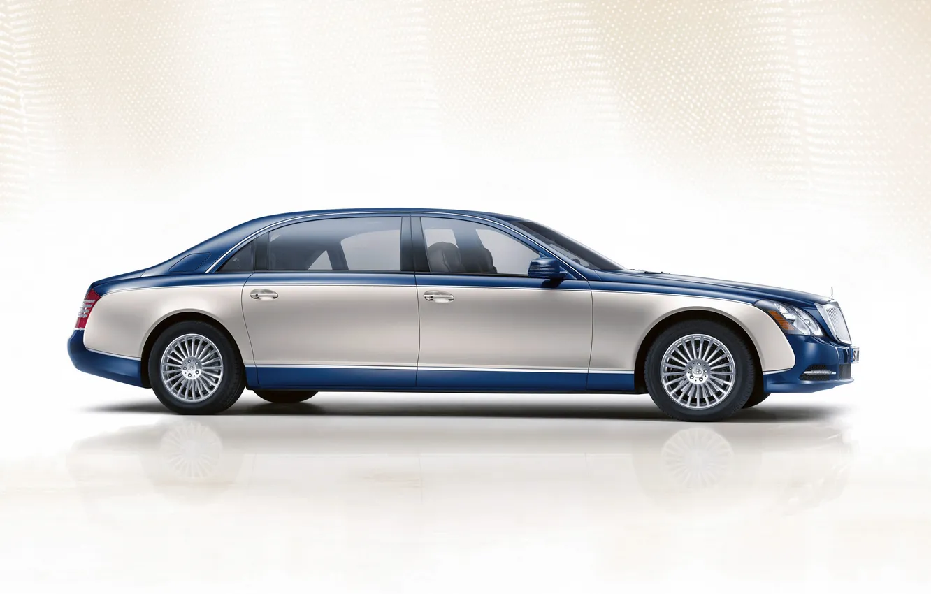 Photo wallpaper Maybach, dear, two-ton