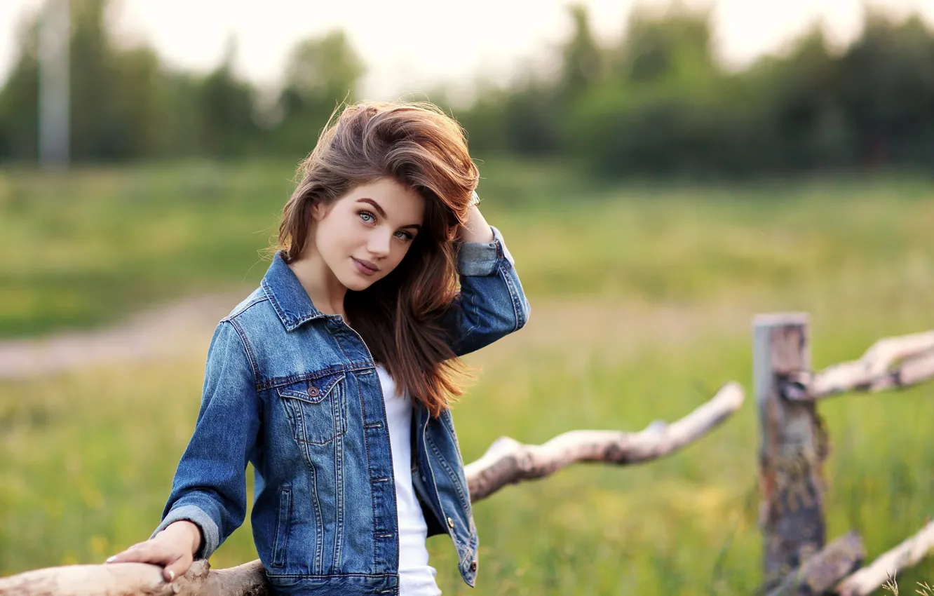 Photo wallpaper Girl, Grass, Green, Eyes, Blond, Sight, Margarita