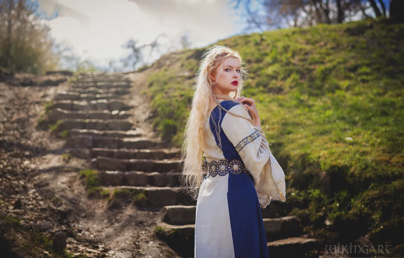 Photo wallpaper grass, look, girl, light, nature, pose, Park, spring