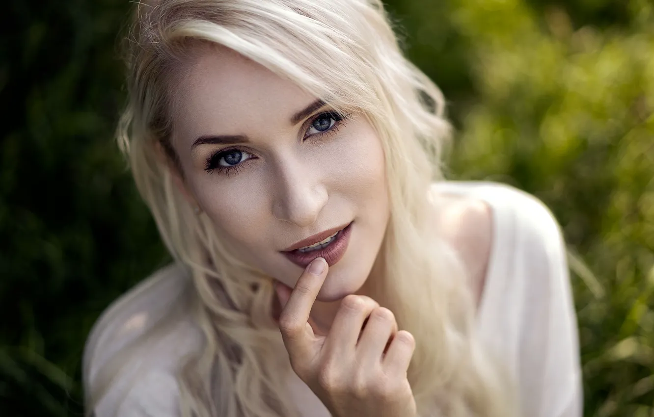 Photo wallpaper girl, sexy, hot girl, eyes, smile, beautiful, figure, model