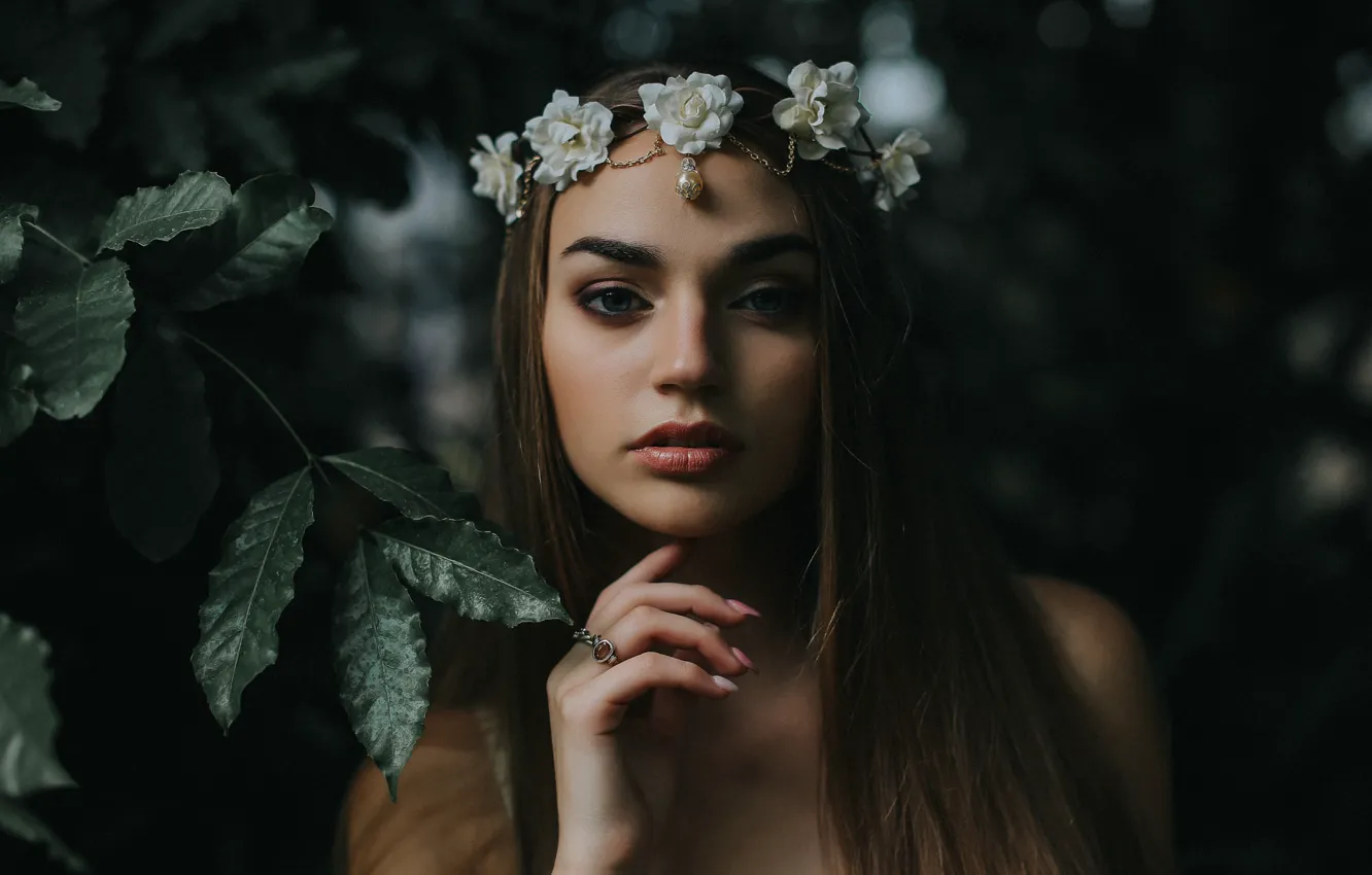 Photo wallpaper leaves, girl, decoration, branches, portrait, makeup, hairstyle, brown hair