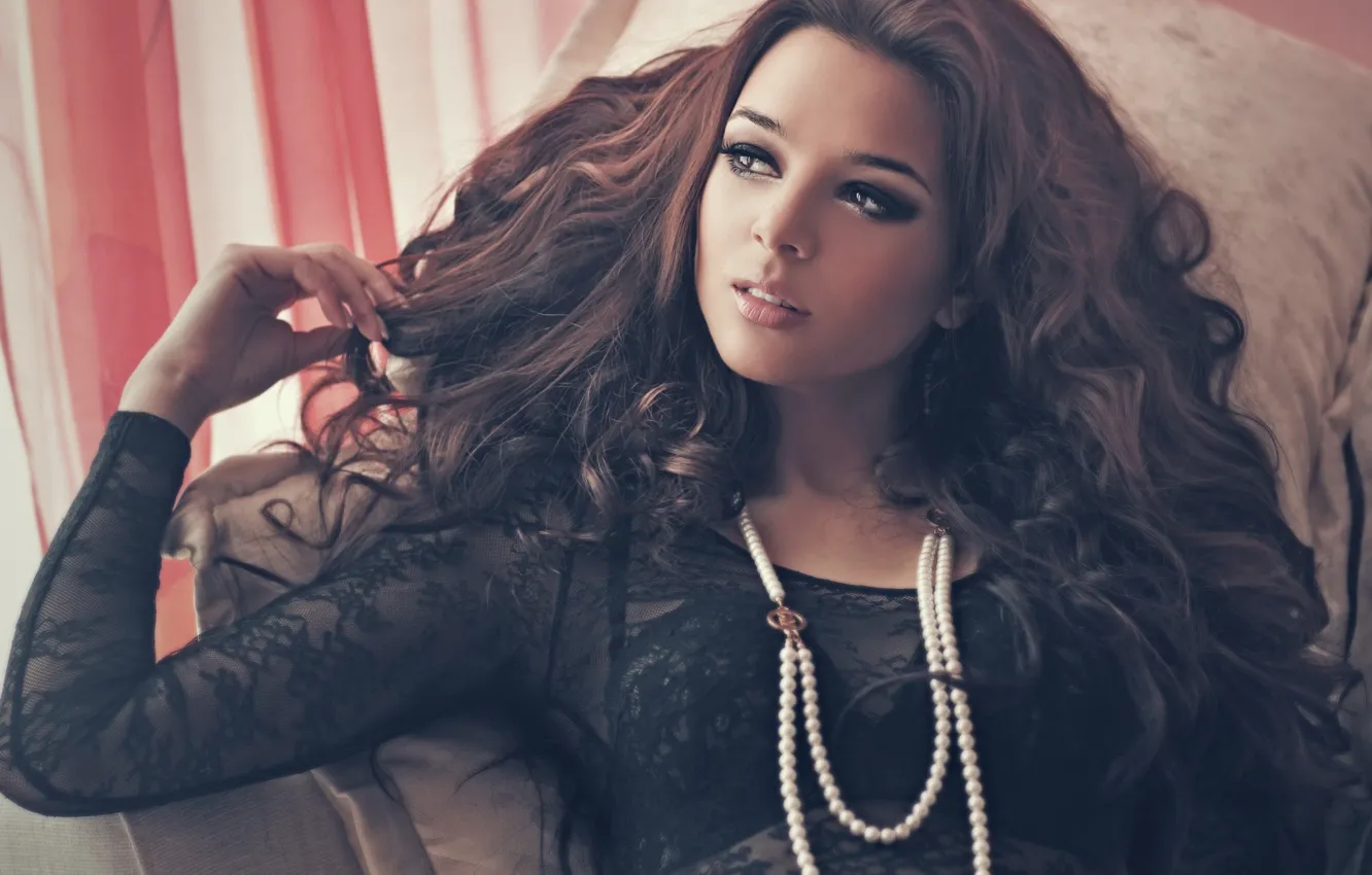 Photo wallpaper chest, girl, drops, sexy, pose, model, hair, the situation