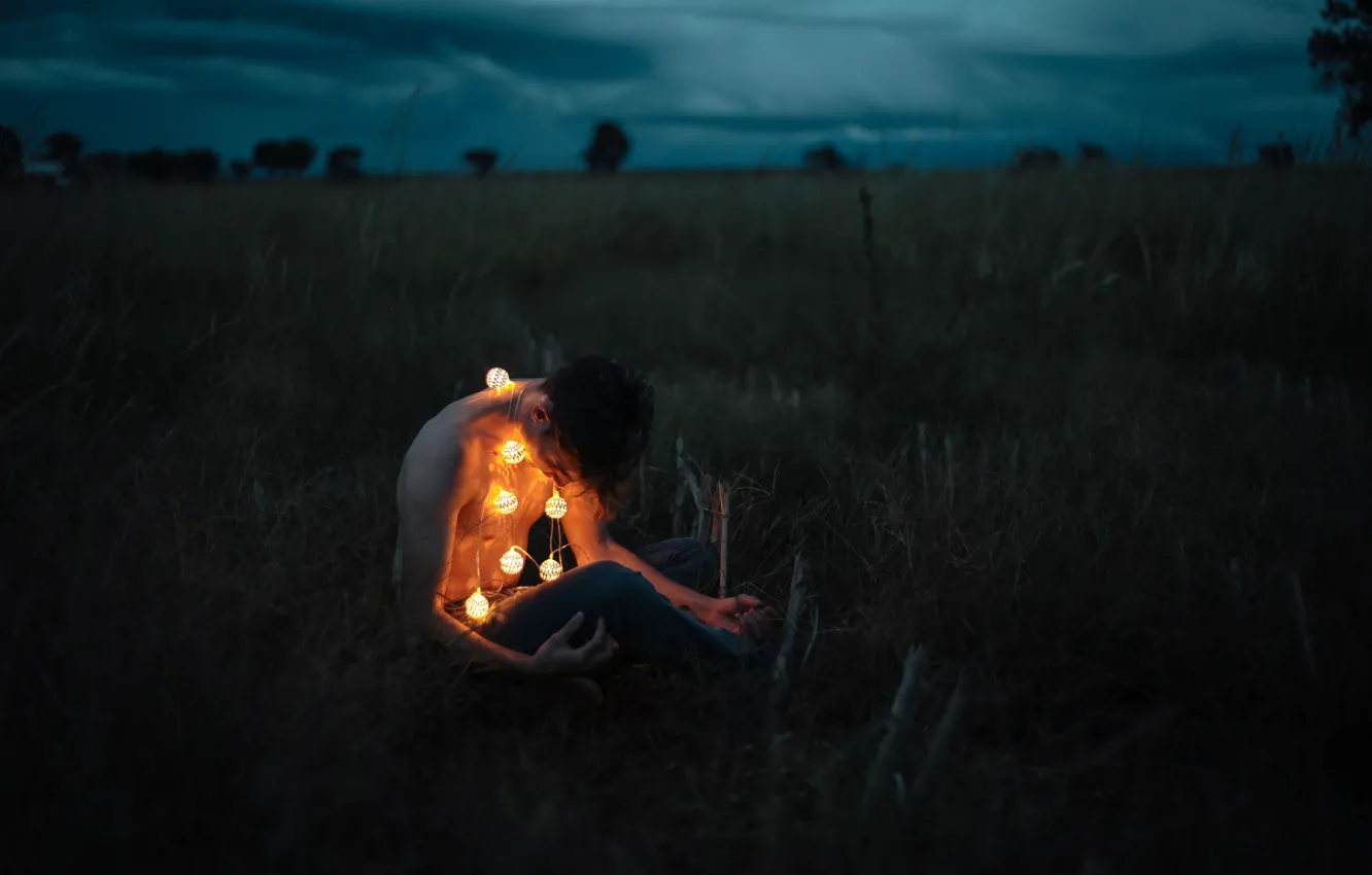 Photo wallpaper lights, storm, man, darkness