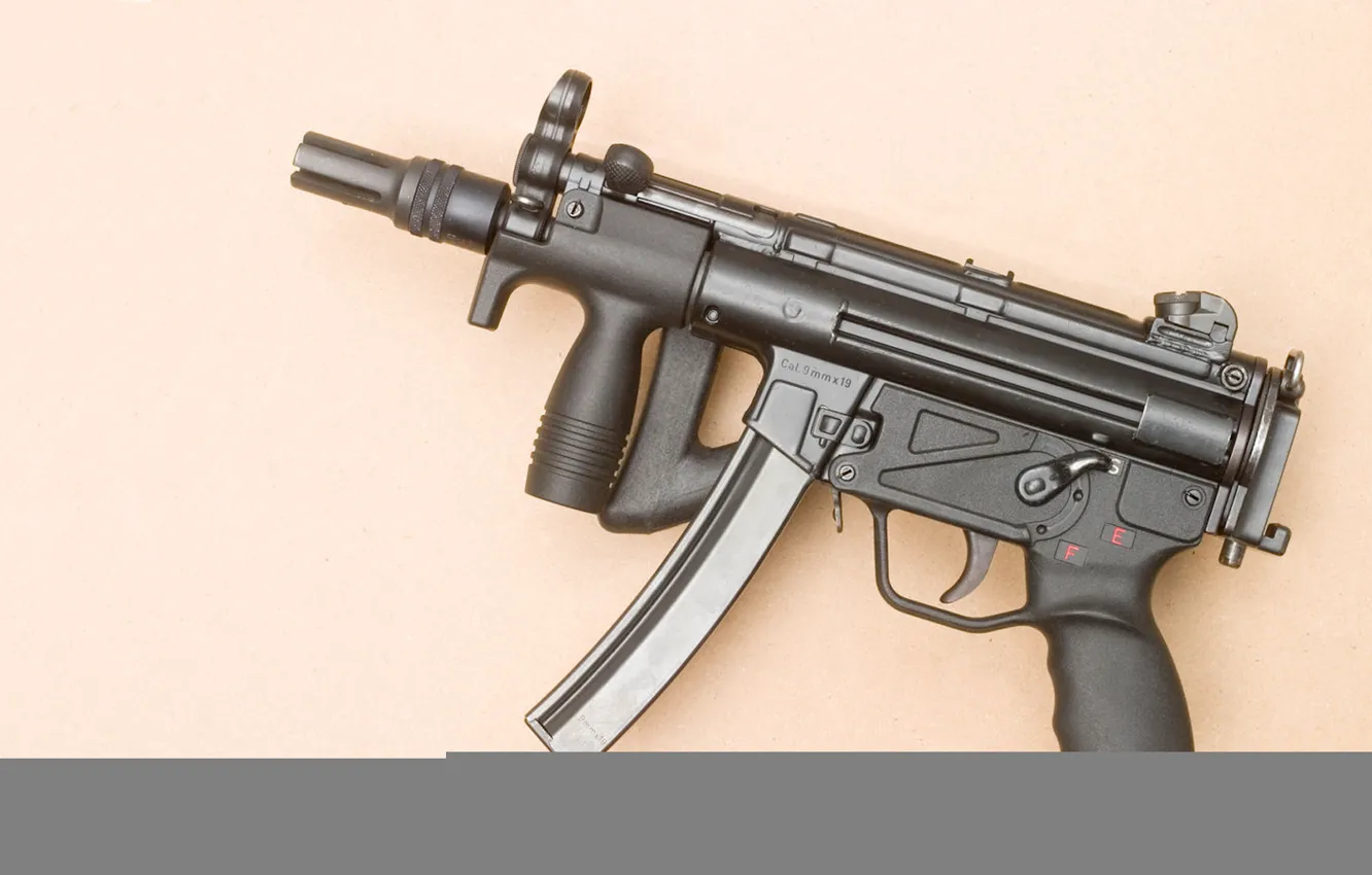Photo wallpaper the gun, model No. 5, compact modification, MP5K