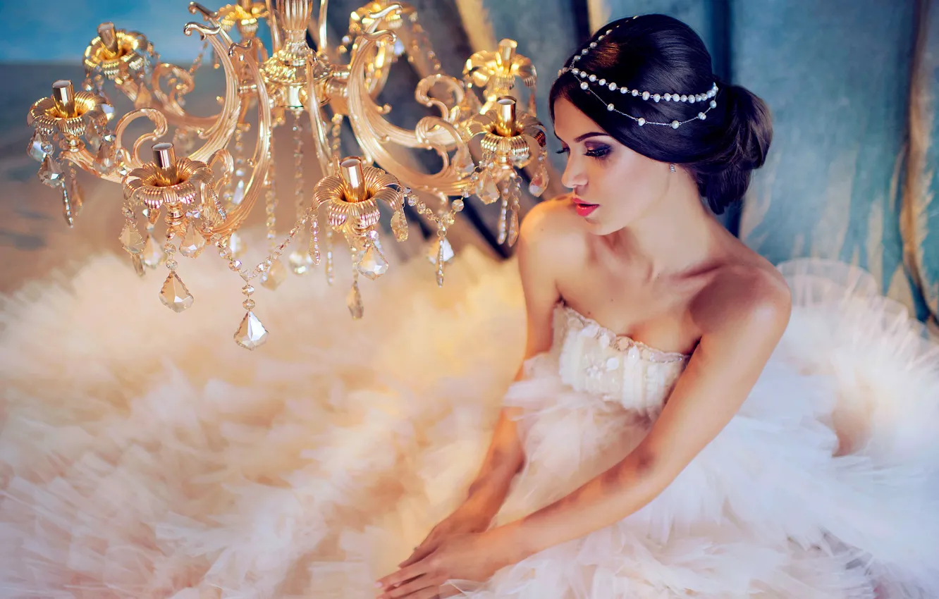 Photo wallpaper model, dress, chandelier, the bride