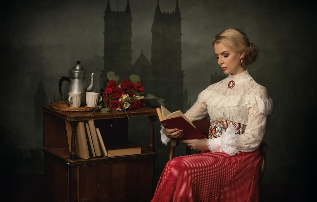 Photo wallpaper girl, decoration, flowers, retro, skirt, roses, bouquet, blonde