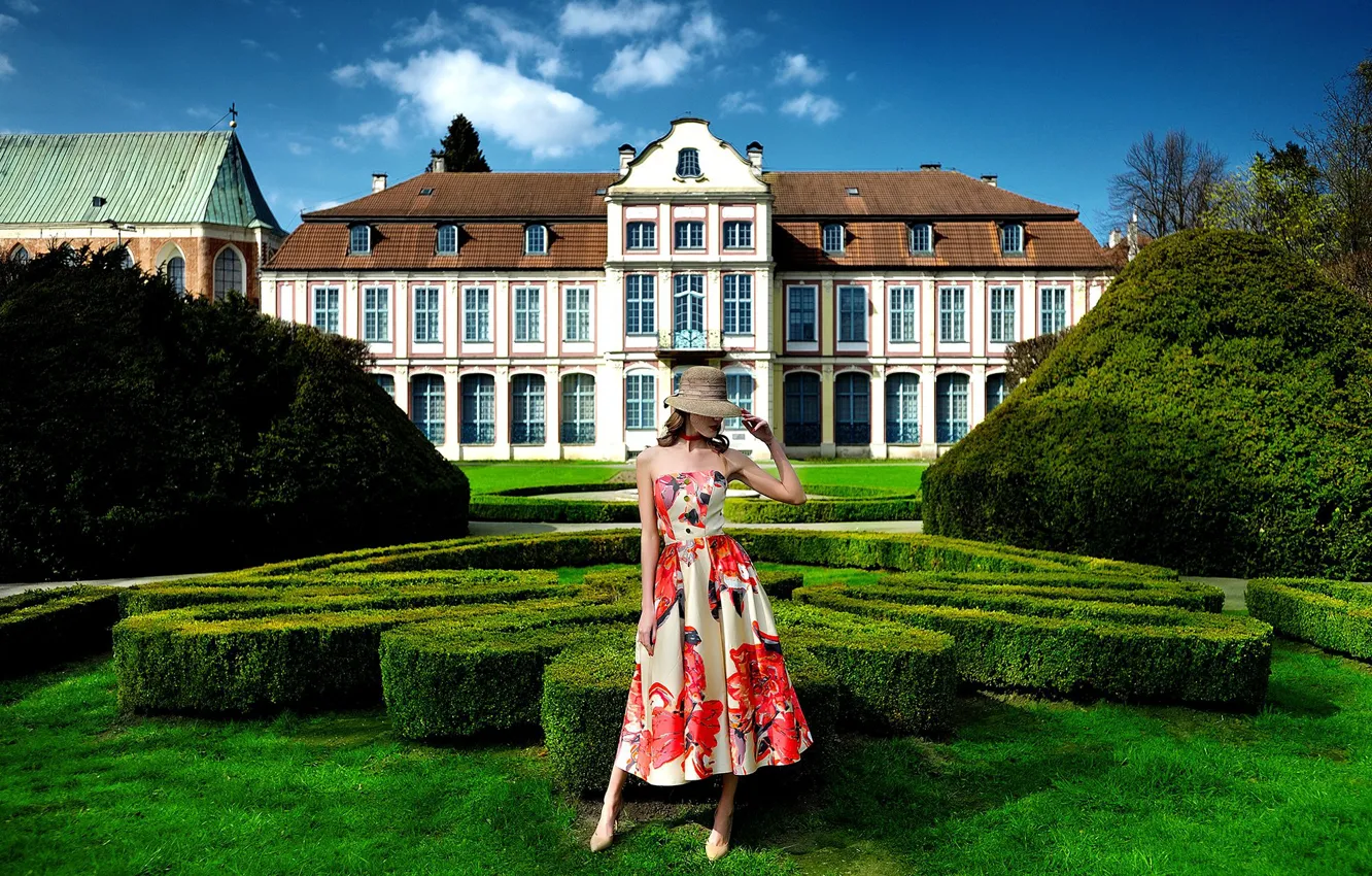 Photo wallpaper girl, pose, building, hat, dress, Alla Korzh
