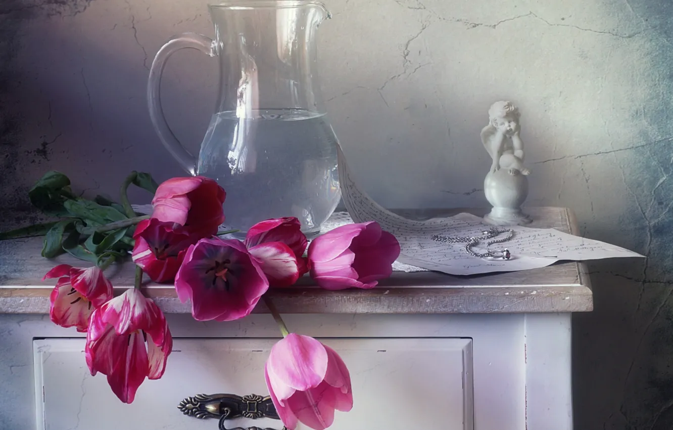 Photo wallpaper water, tulips, figurine, pitcher