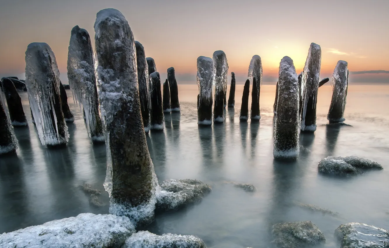 Photo wallpaper ice, sunset, support