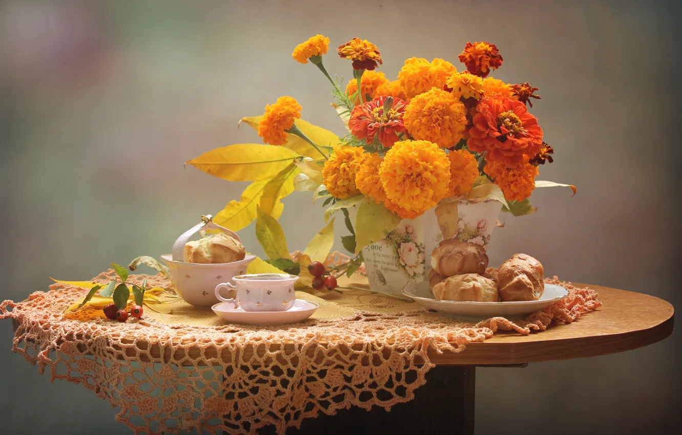 Photo wallpaper autumn, Cup, still life, marigolds, Eclair