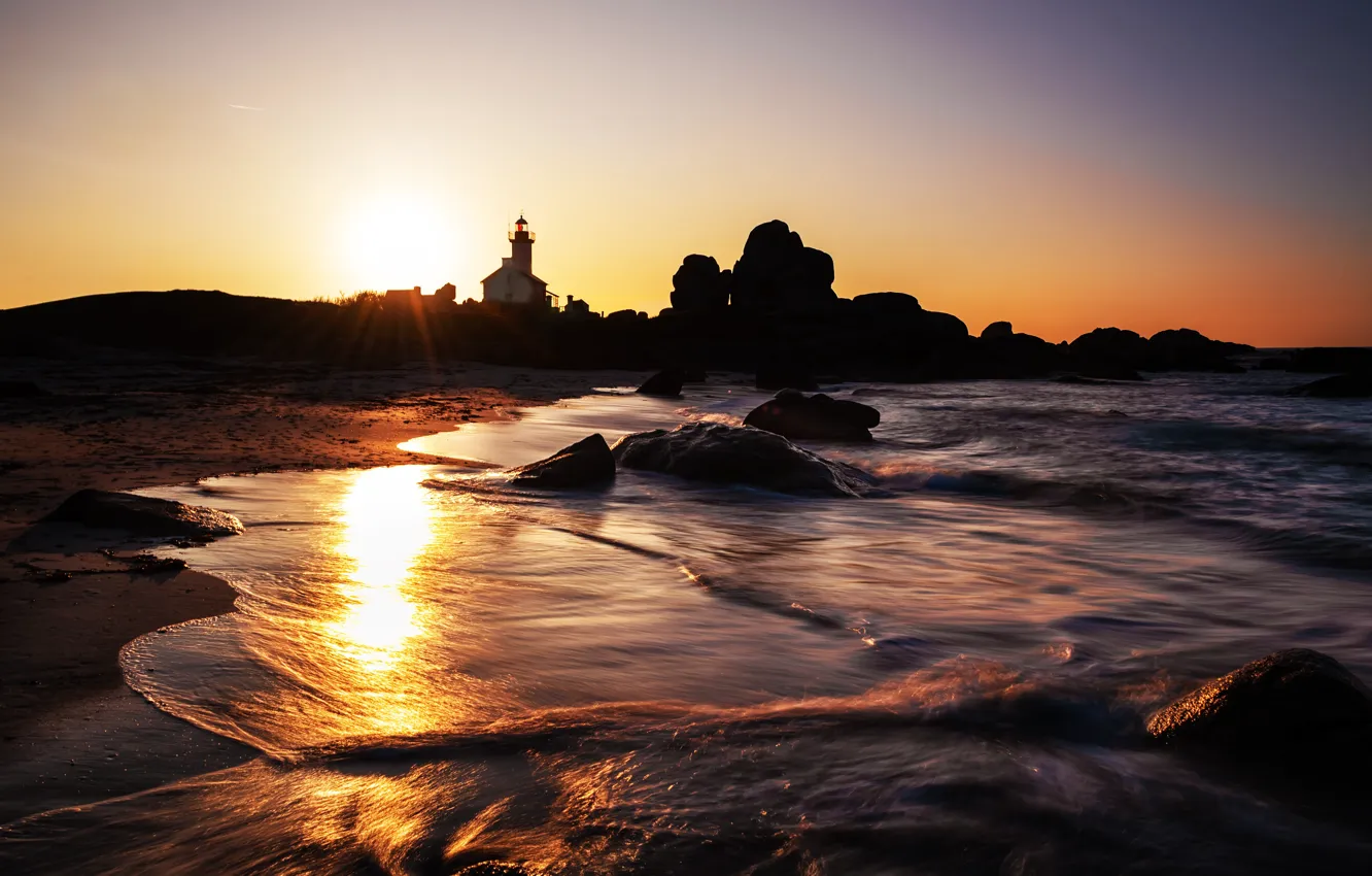 Photo wallpaper sea, wave, beach, the sky, the sun, rays, light, sunset