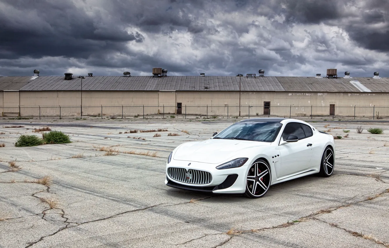 Photo wallpaper white, asphalt, cracked, Maserati, white, GranTurismo, Maserati, MC Road