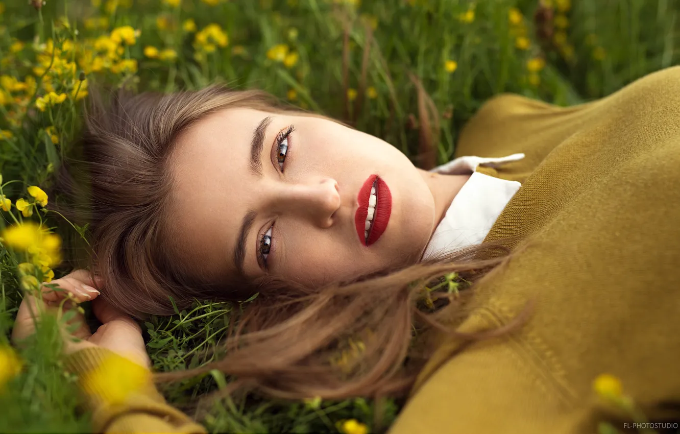 Photo wallpaper look, flowers, nature, model, portrait, makeup, hairstyle, lies