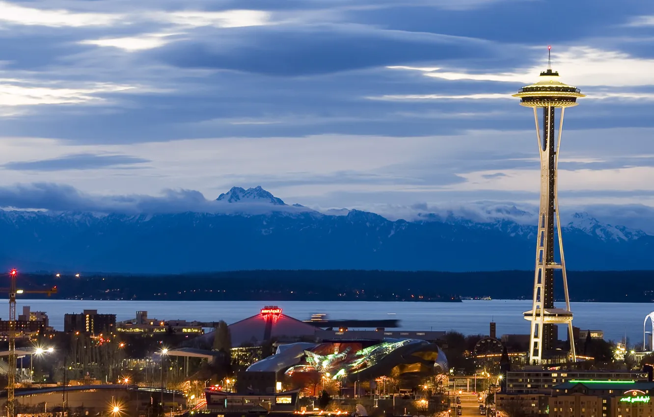 Photo wallpaper mountains, tower, the evening, Seattle