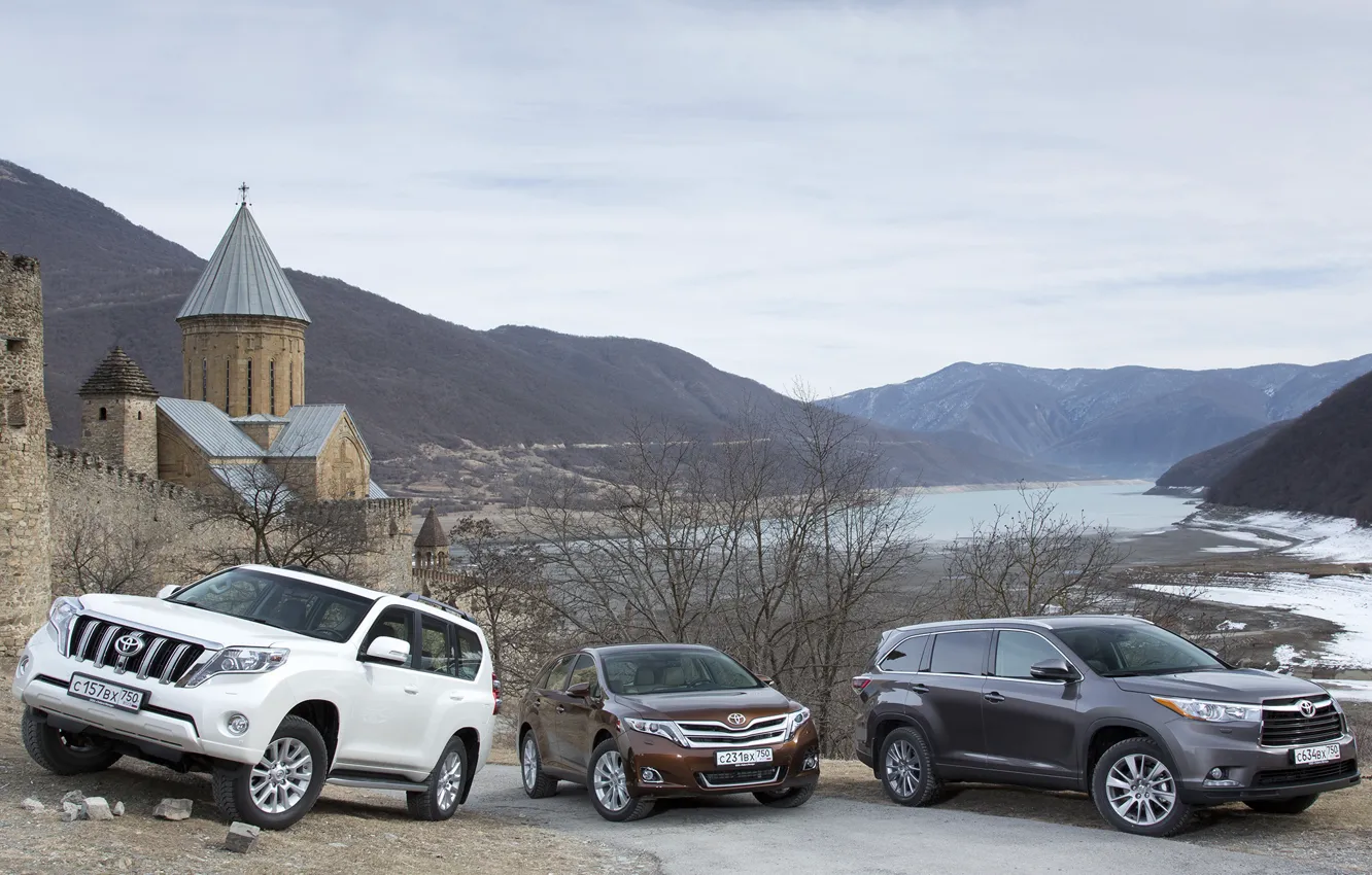 Photo wallpaper machine, castle, Toyota