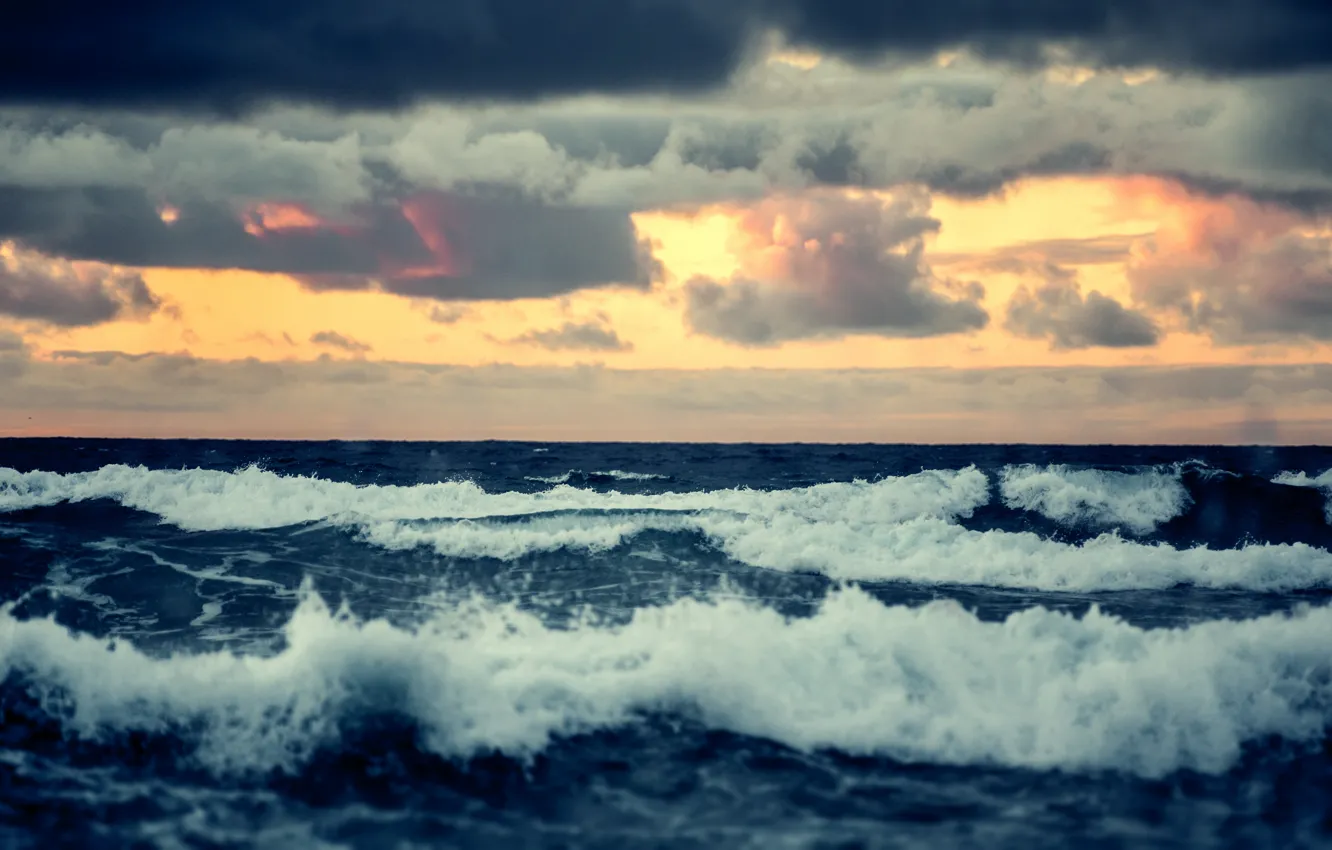 Photo wallpaper sea, wave, clouds, sunset, horizon, waves, sea, sunset