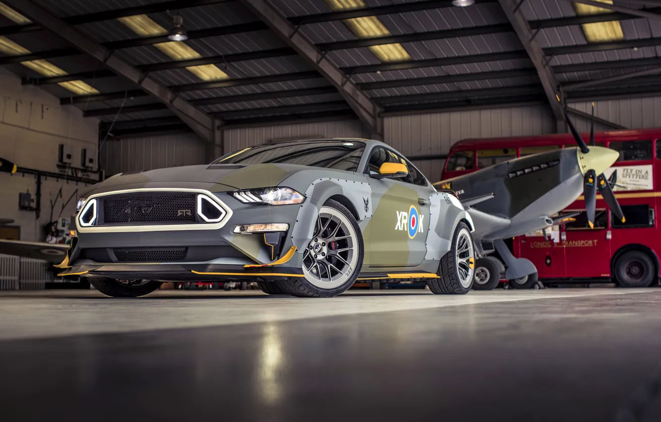 Photo wallpaper Ford, Hangar, 2018, Mustang GT, Eagle Squadron
