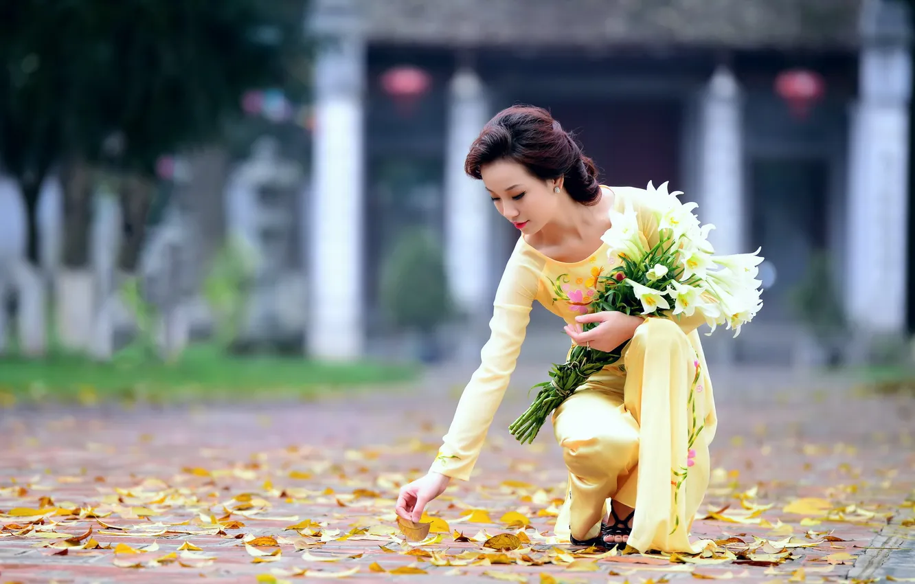 Photo wallpaper leaves, girl, flowers, Asian
