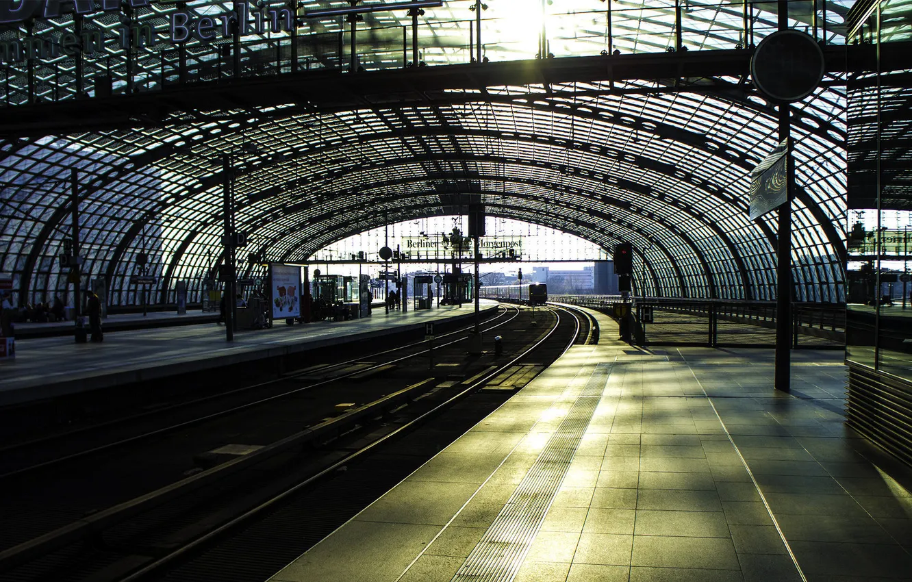 Photo wallpaper metro, city, rails, station, trains