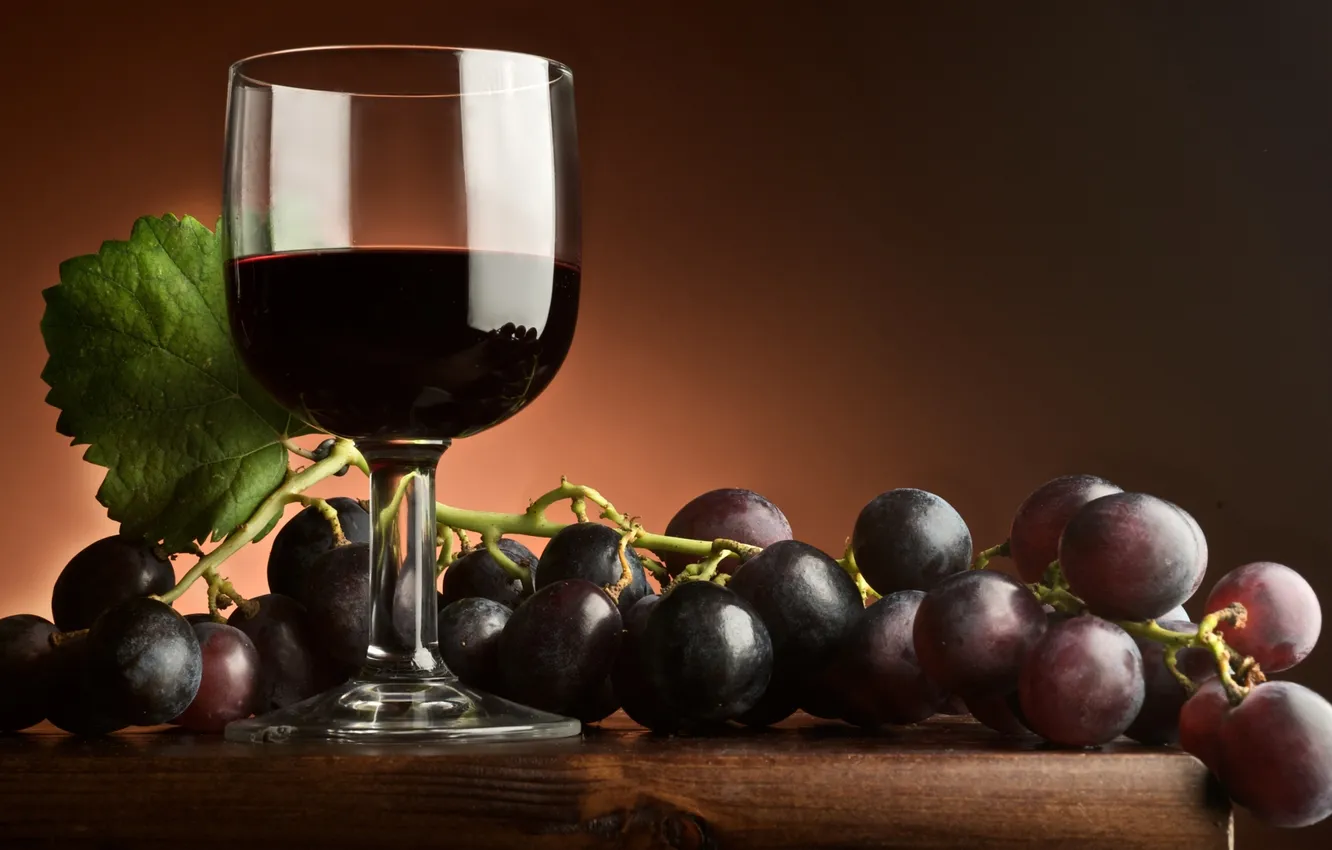 Photo wallpaper berries, wine, red, glass, grapes, bunch