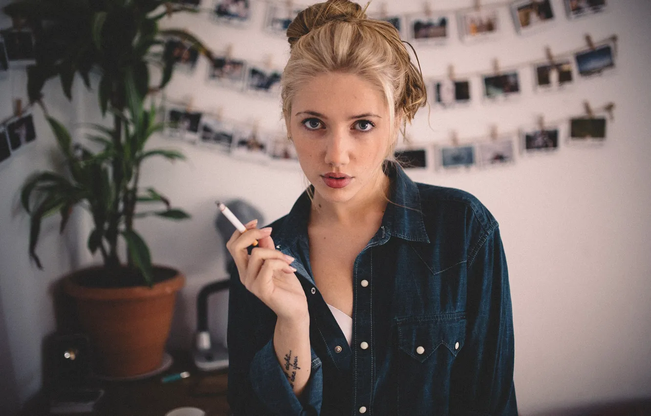 Photo wallpaper look, pose, model, plant, portrait, makeup, hairstyle, blonde