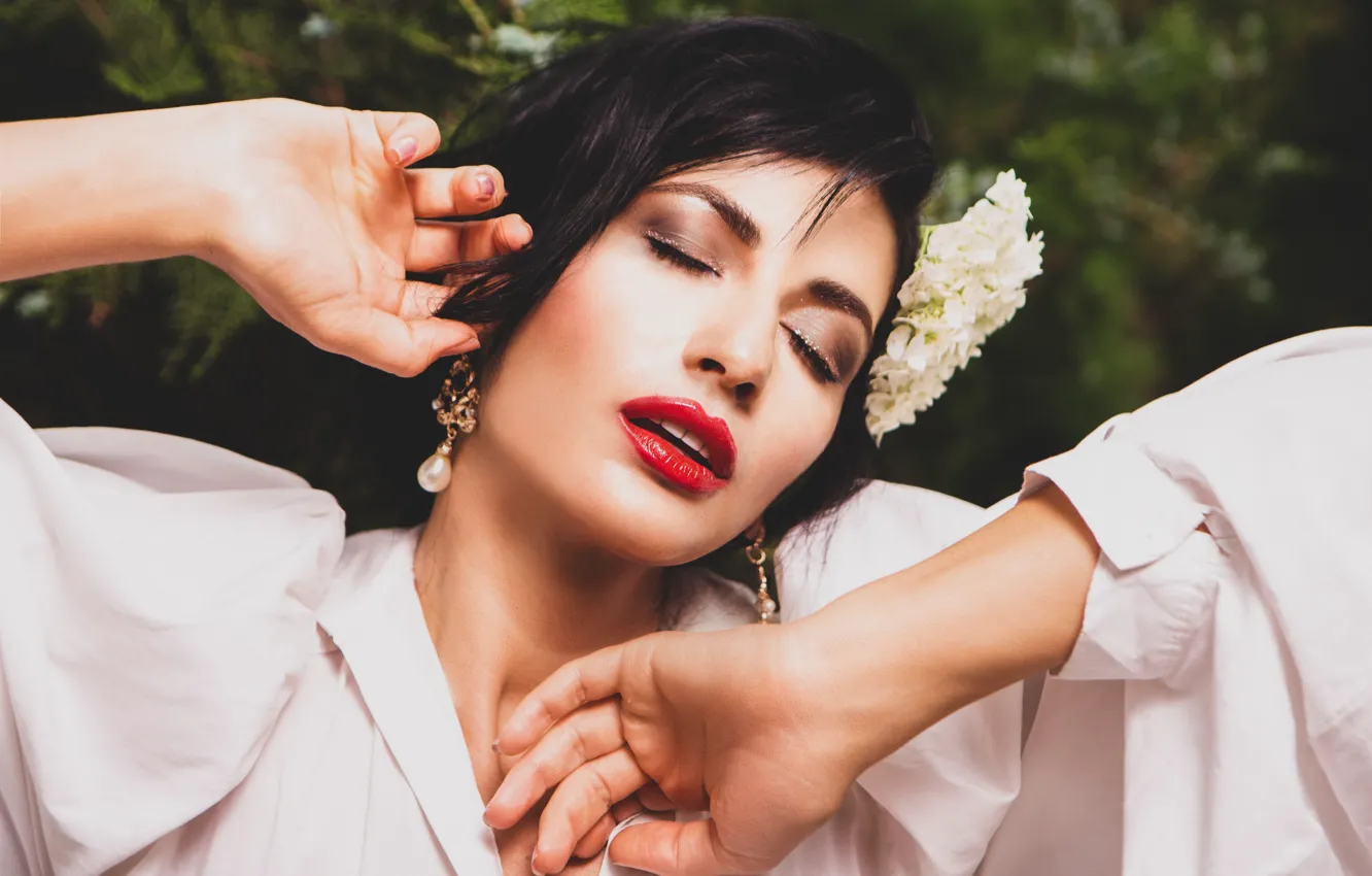 Photo wallpaper face, movement, portrait, beauty, dance, ecstasy, gesture, beauty