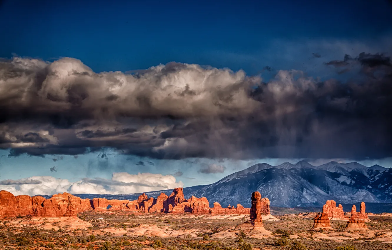 Photo wallpaper clouds, mountains, rain, posts, columns, Utah, rain, mountains