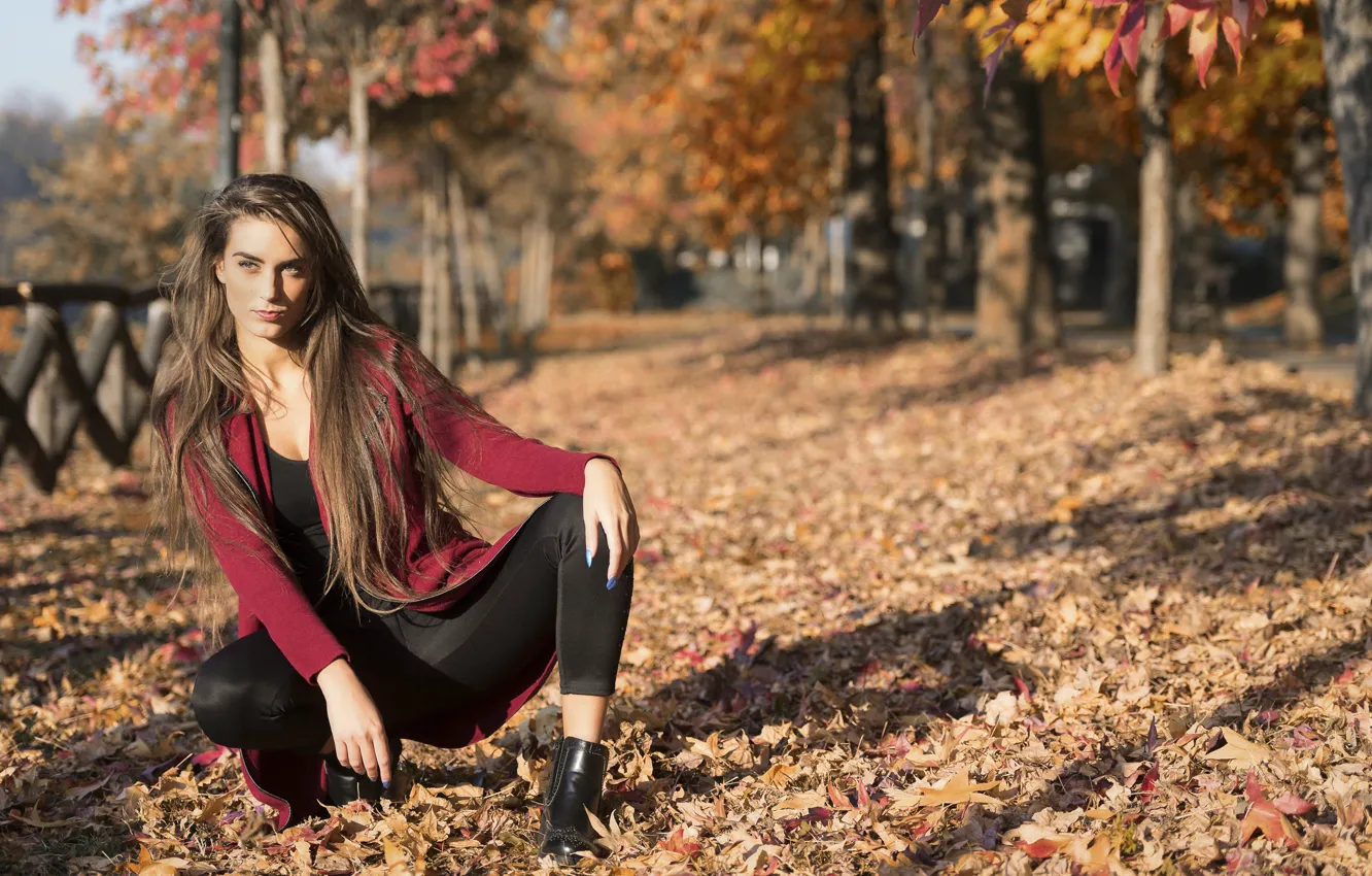Photo wallpaper leaves, nature, face, model, hair, beauty, Federica