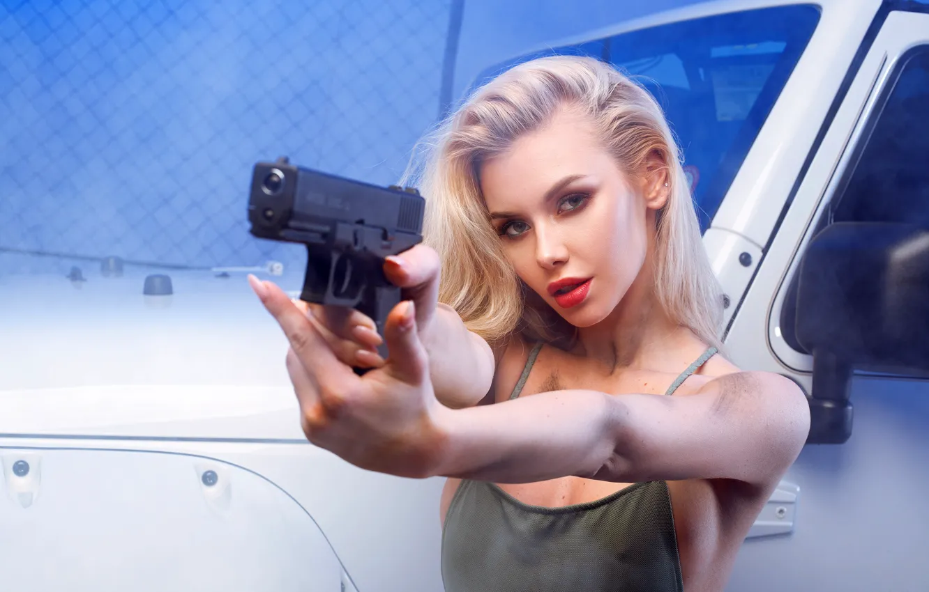 Photo wallpaper look, pose, gun, model, portrait, hands, makeup, hairstyle