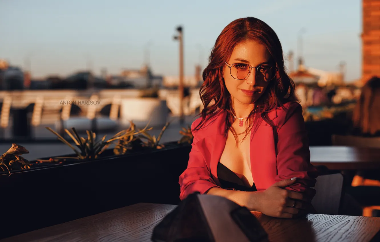 Photo wallpaper look, the sun, light, pose, model, portrait, makeup, glasses