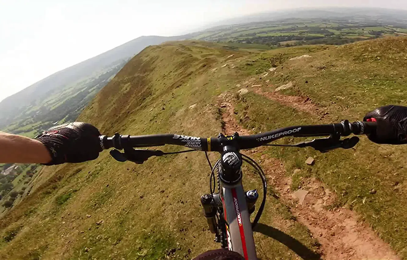Photo wallpaper mountains, England, hands, athlete, cyclist, mtb, Dublin, cycling