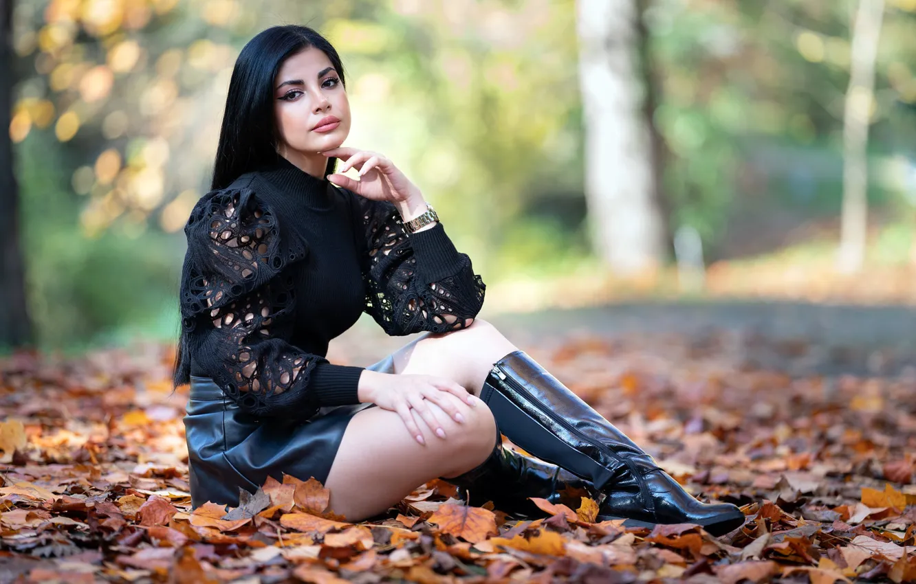Photo wallpaper look, in black, boots, face, makeup, bokeh, foliage, brunette