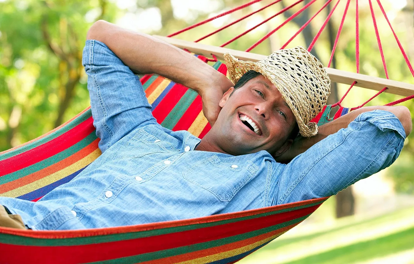 Photo wallpaper smile, stay, hammock, male