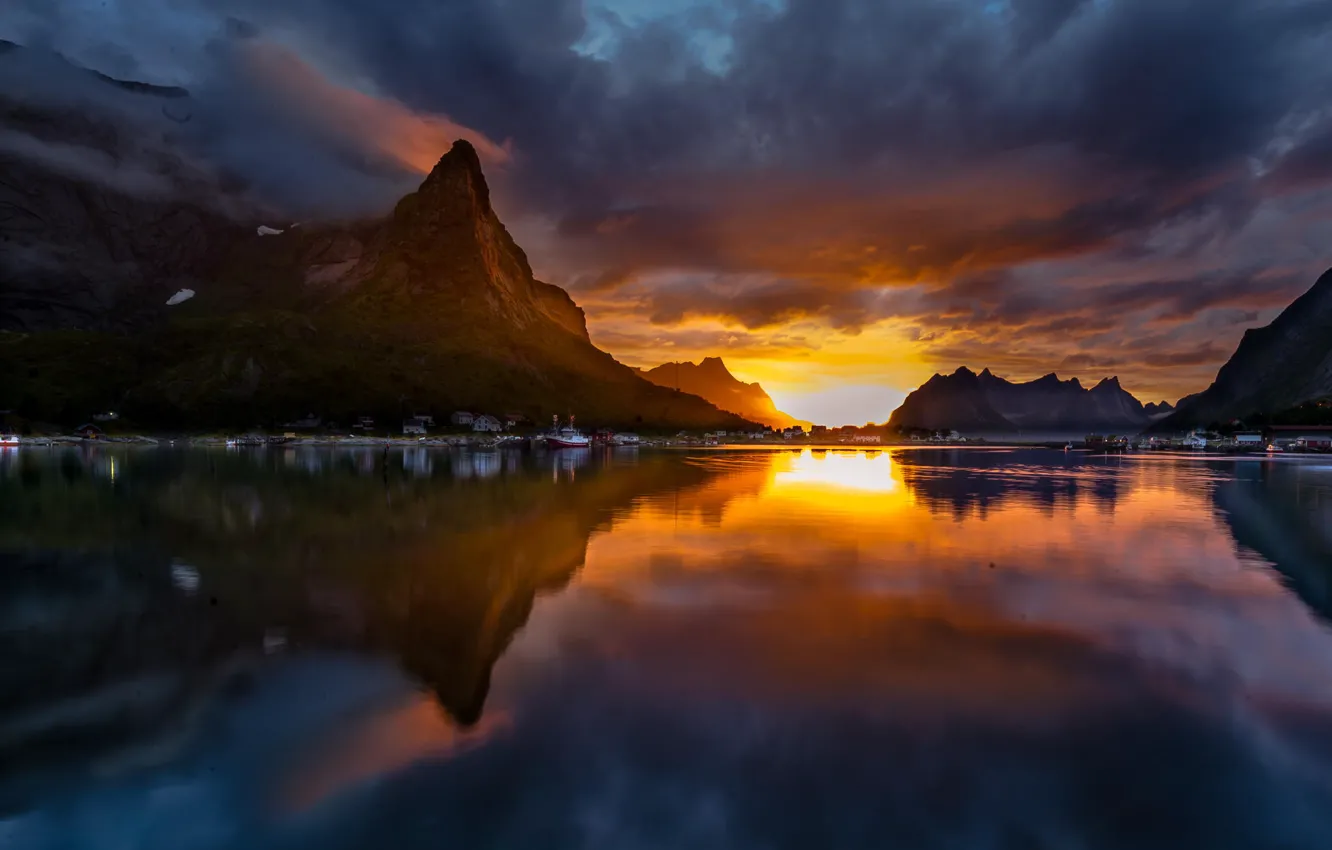 Photo wallpaper landscape, sunset, mountains, lake, Norway, Pure